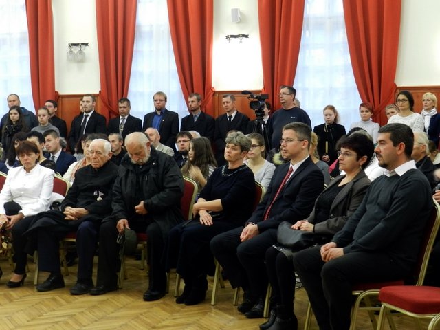 56-ra emlékeztünk 09